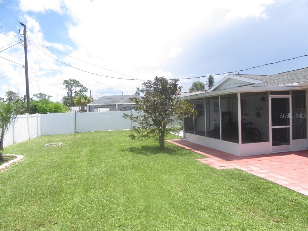 8158 Fay Avenue North Port FL 34287 C7512715 image22