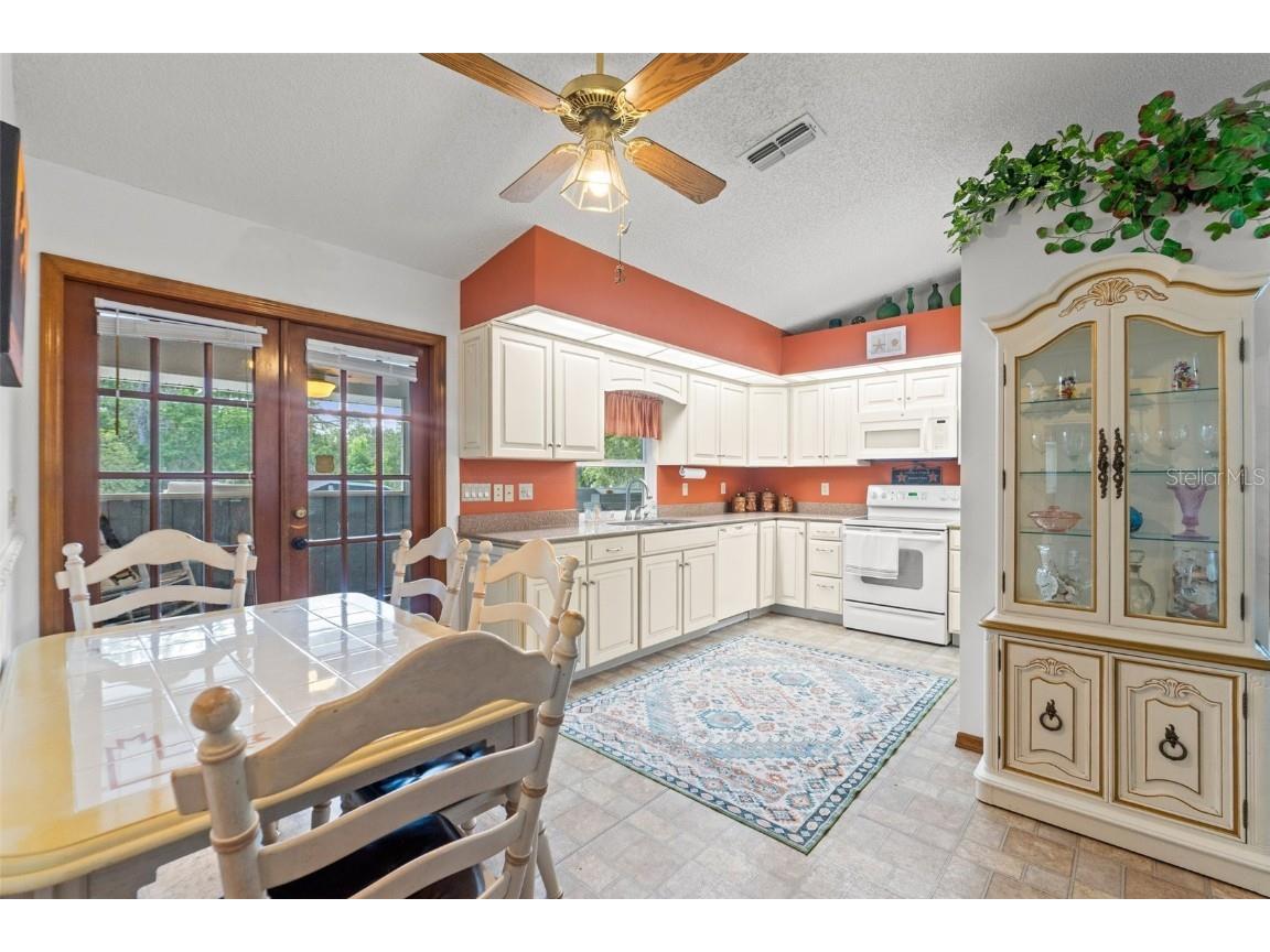 8158 River Point Drive Weeki Wachee FL 34607 W7879239 image12