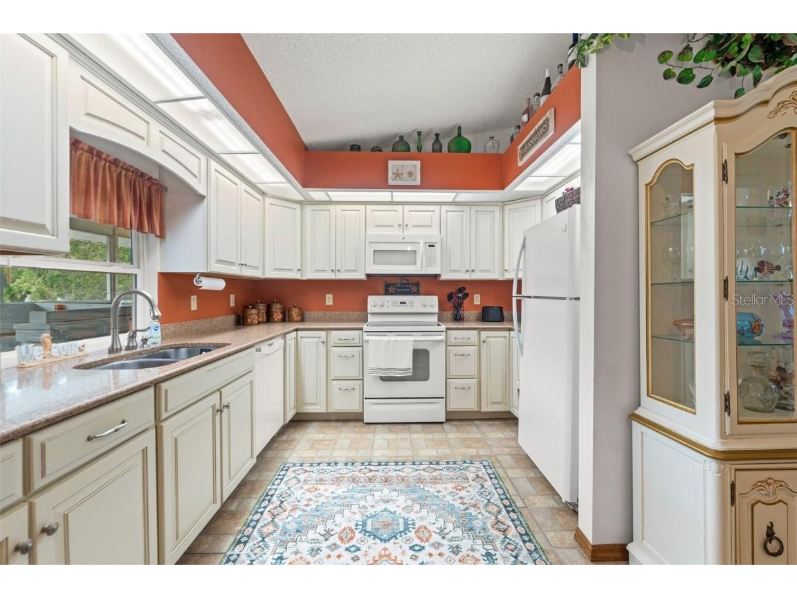 8158 River Point Drive Weeki Wachee FL 34607 W7879239 image13