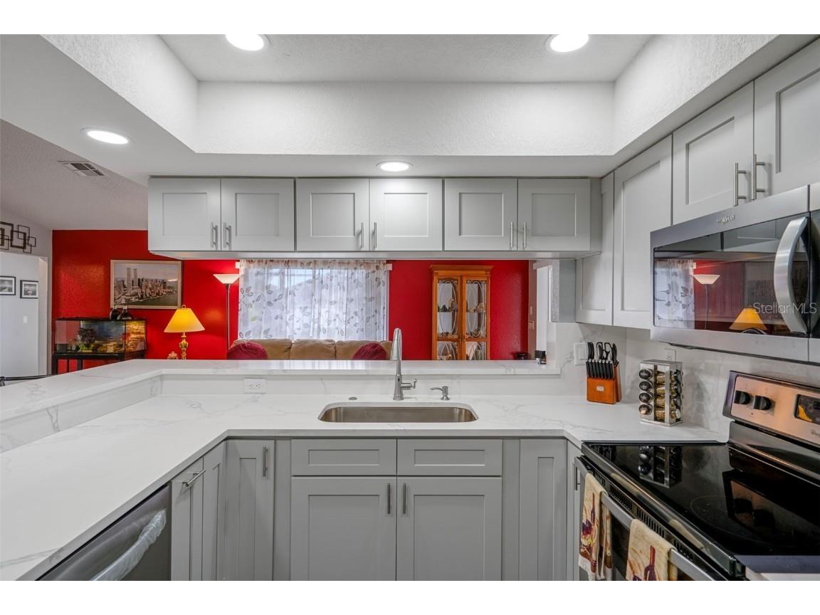 8158 Winding Oak Lane Spring Hill FL 34606 A4675153 image15