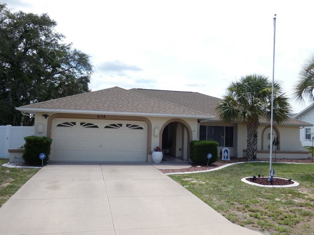 8158 Winding Oak Lane Spring Hill FL 34606 W7886394 image1