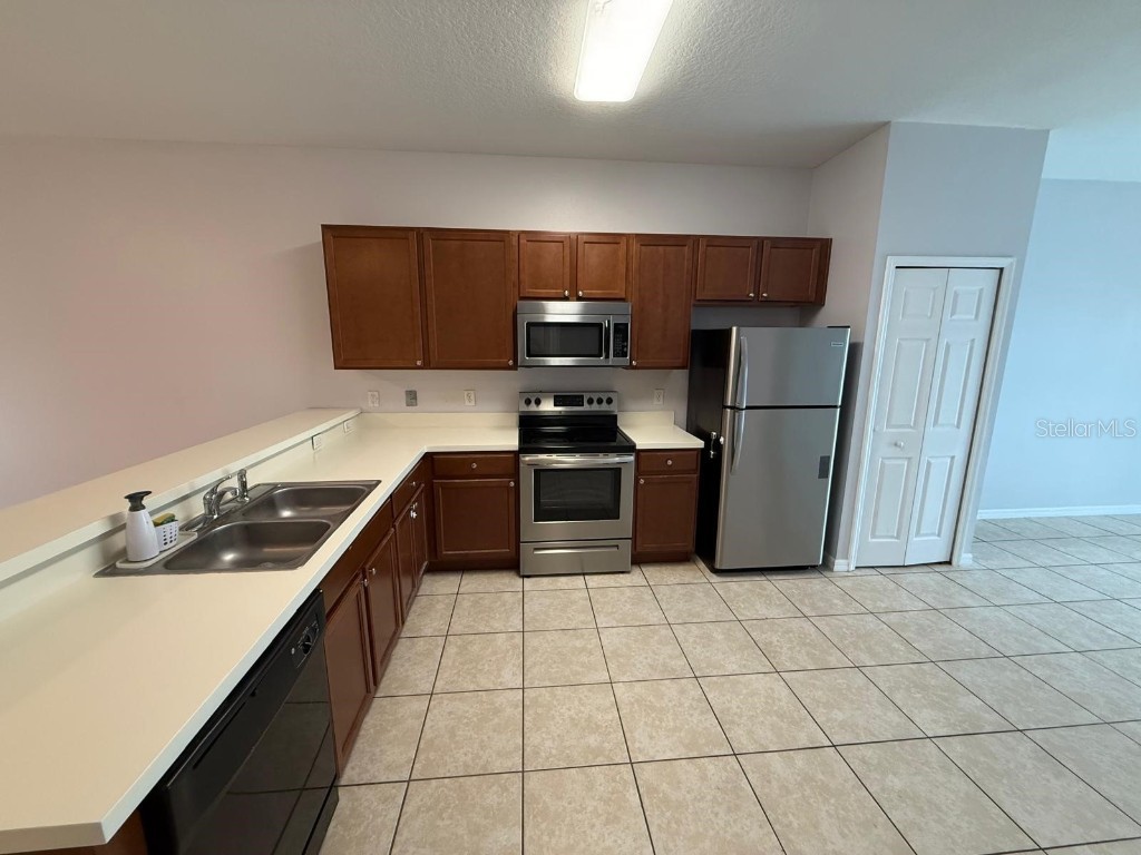 816 Abbeville Court #B Kissimmee FL 34759 O6330417 image7