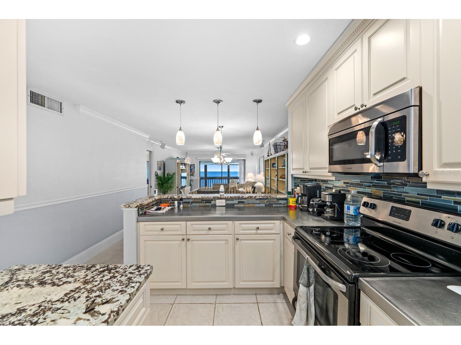816 Bahia Del Sol Drive #23 Ruskin FL 33570 TB8509198 image5