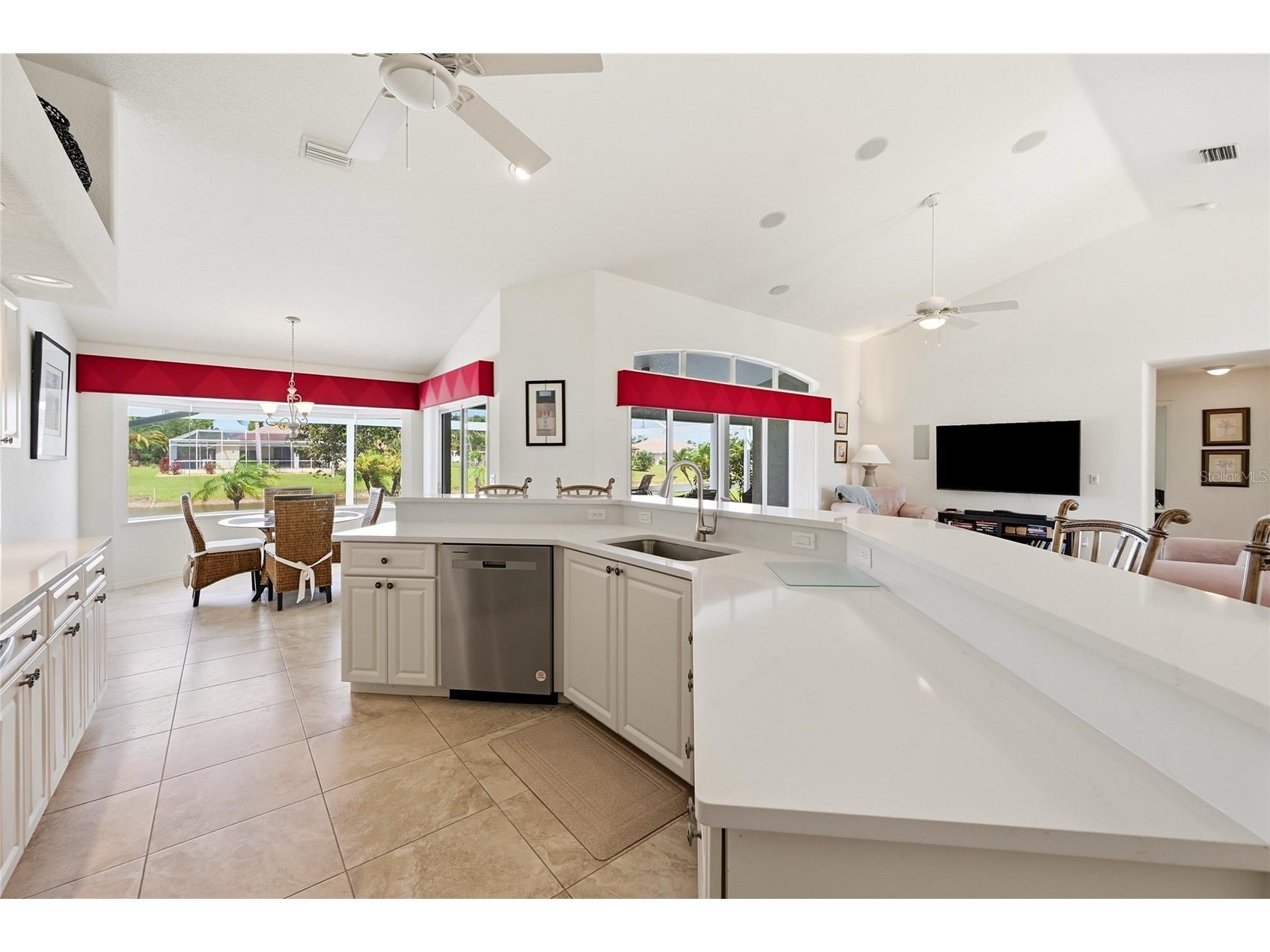 816 Boundary Boulevard Rotonda West FL 33947 C7527450 image20