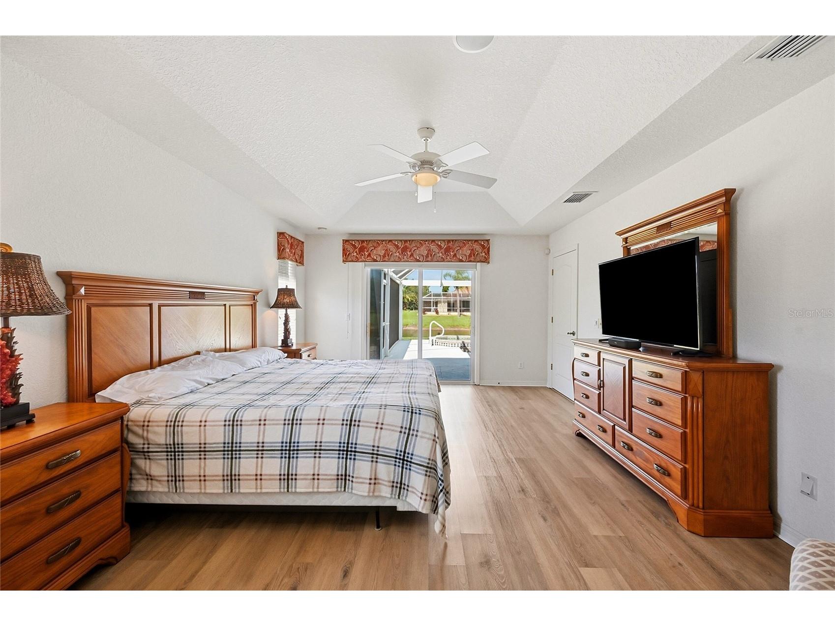 816 Boundary Boulevard Rotonda West FL 33947 C7527450 image27