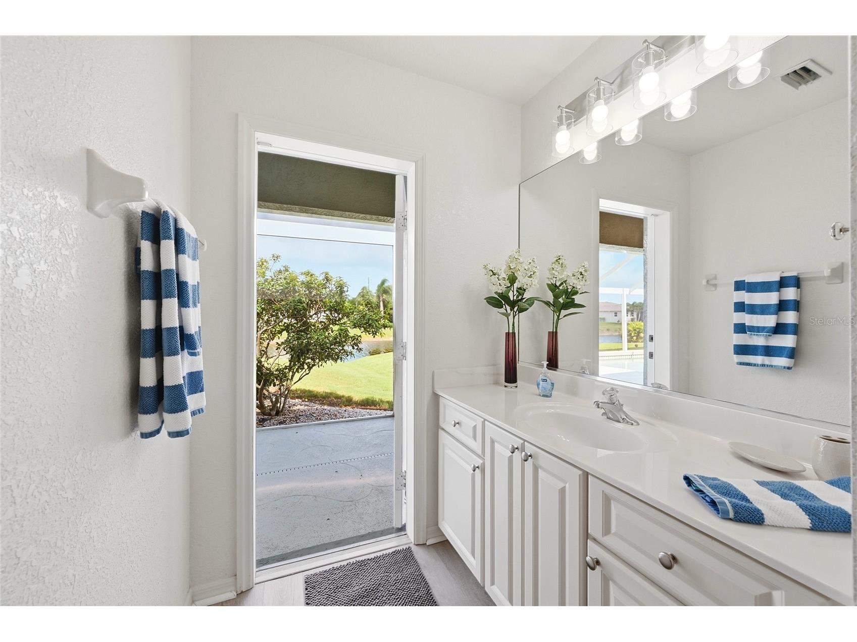 816 Boundary Boulevard Rotonda West FL 33947 C7527450 image42
