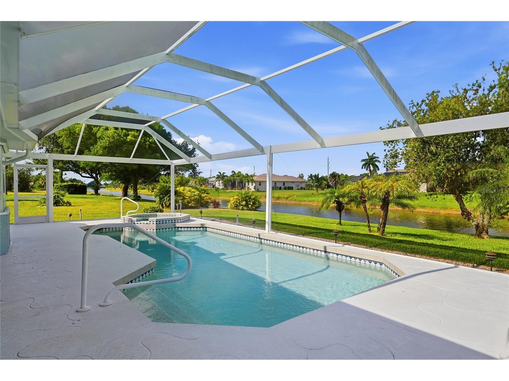 816 Boundary Boulevard Rotonda West FL 33947 C7527450 image52