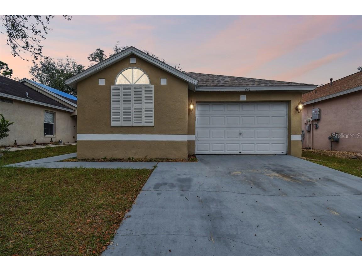 816 Cape Cod Circle Valrico FL 33594 TB8322934 image1