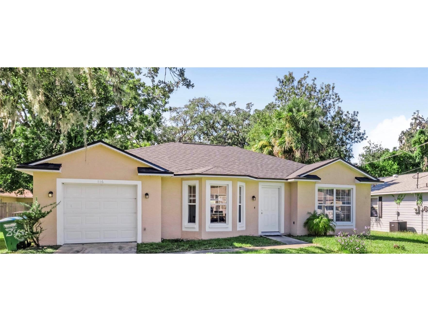 816 Grove Avenue Daytona Beach FL 32117 V4945702 image1