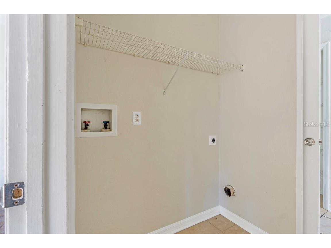 816 Grove Avenue Daytona Beach FL 32117 V4945702 image16