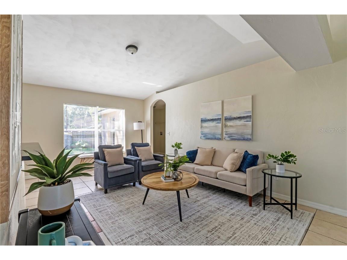 816 Grove Avenue Daytona Beach FL 32117 V4945702 image3