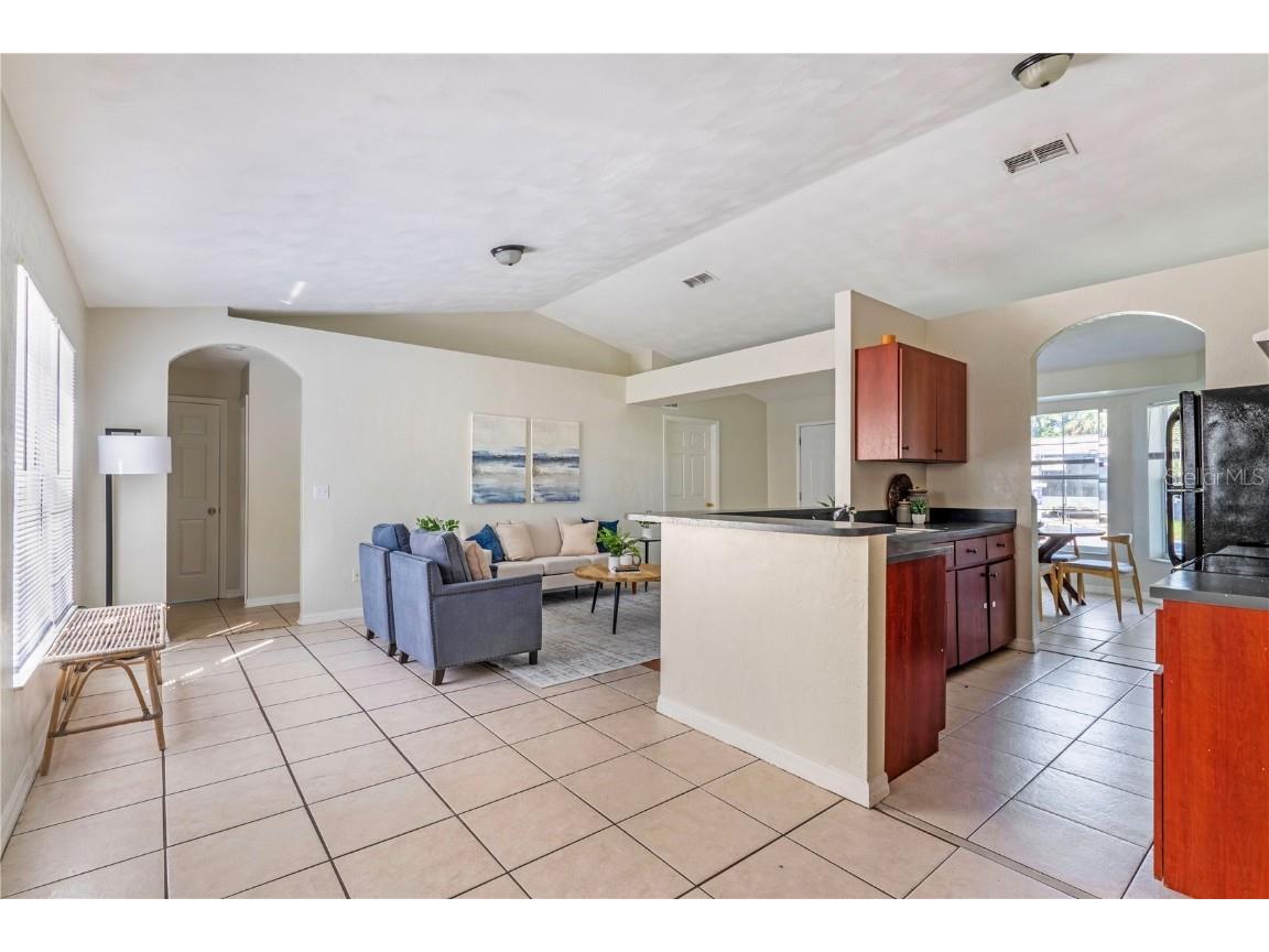 816 Grove Avenue Daytona Beach FL 32117 V4945702 image4