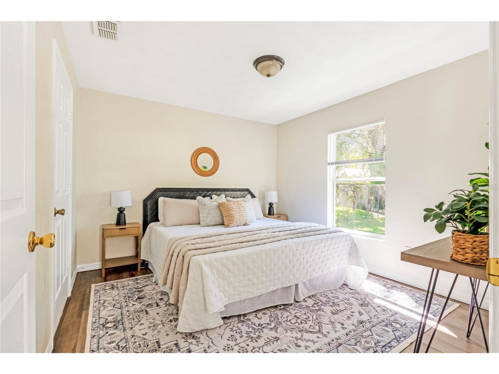 816 Grove Avenue Daytona Beach FL 32117 V4948360 image2