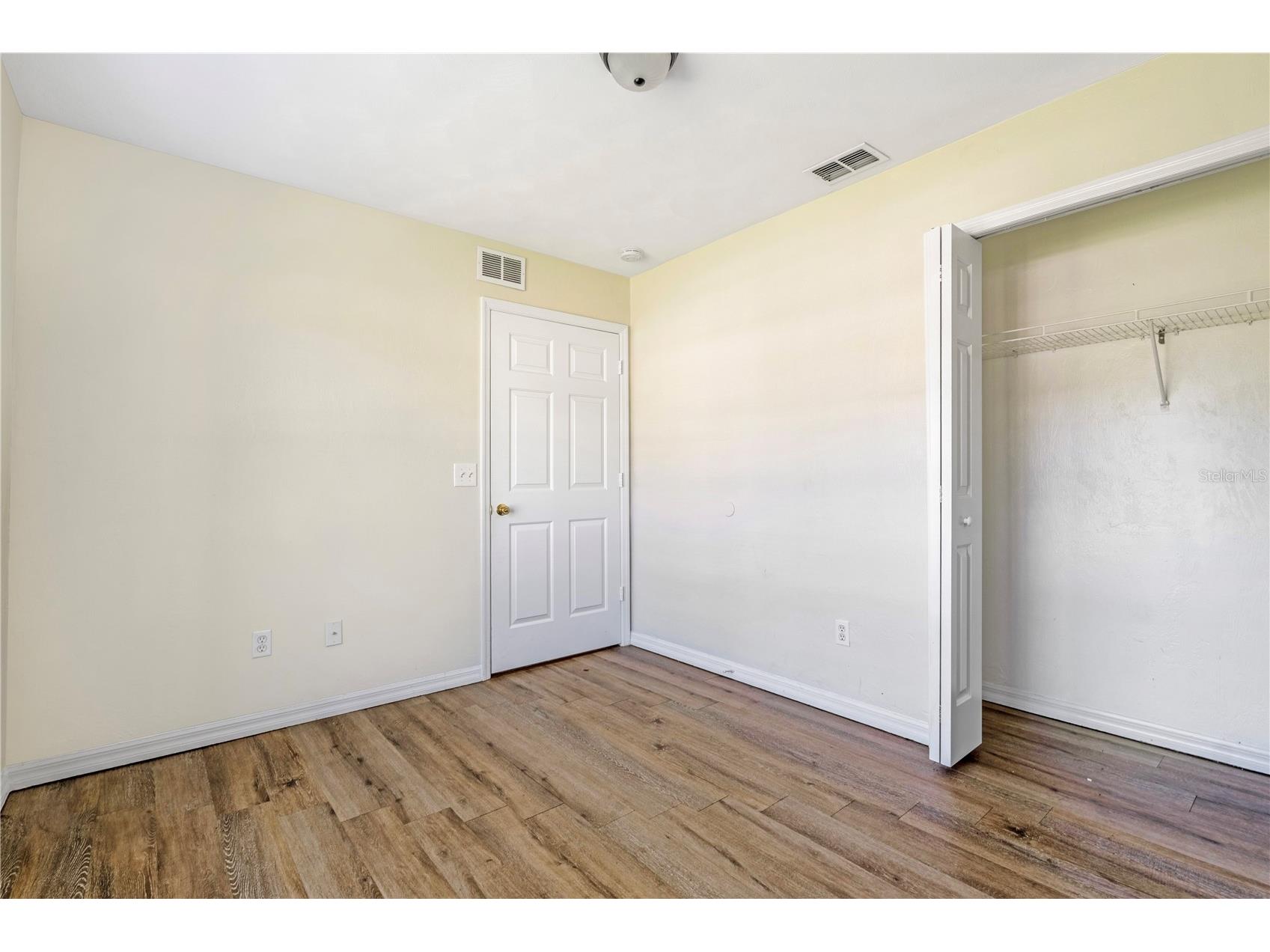 816 Grove Avenue Daytona Beach FL 32117 V4948360 image6