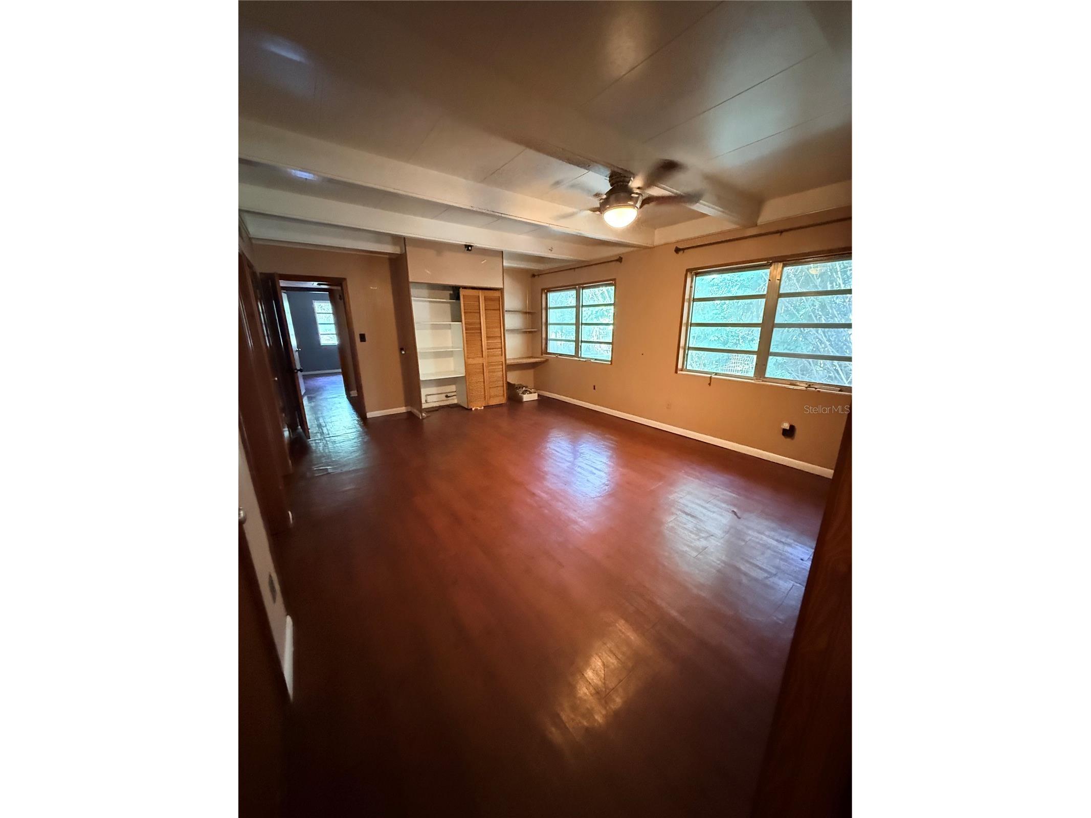 816 NW 14th Ave. Gainesville FL 32601 GC541668 image33