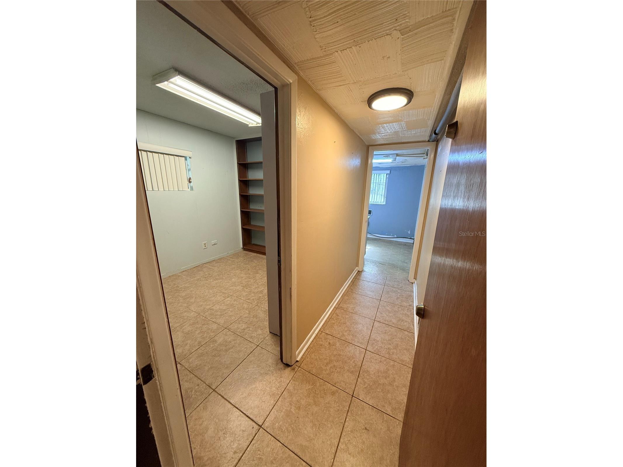 816 NW 14th Ave. Gainesville FL 32601 GC541668 image35