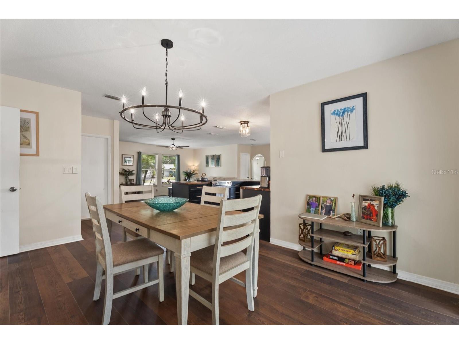 816 Queen Palm Lane Sarasota FL 34243 A4689412 image15