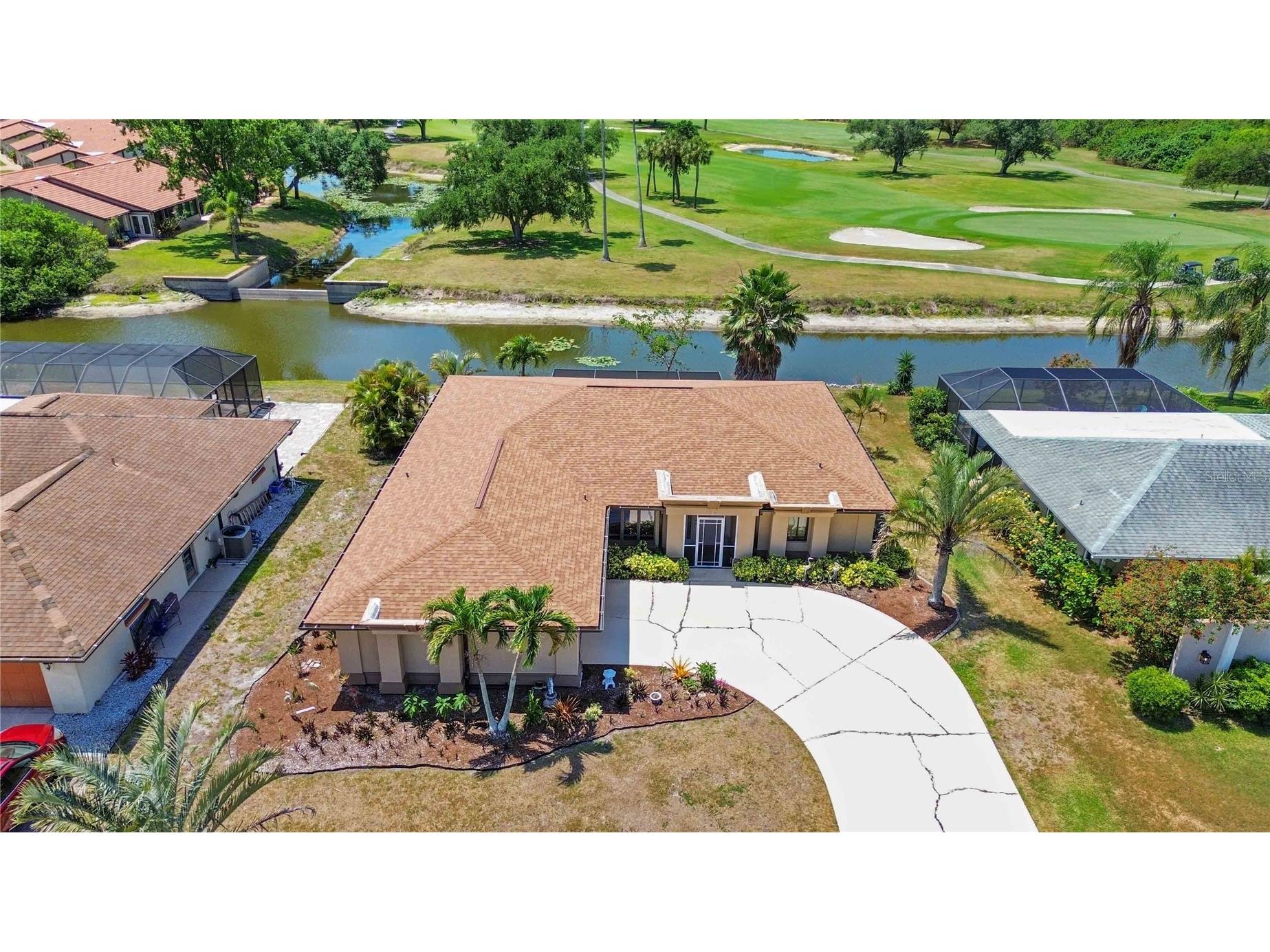 816 S Gondola Drive Venice FL 34293 A4692367 image2
