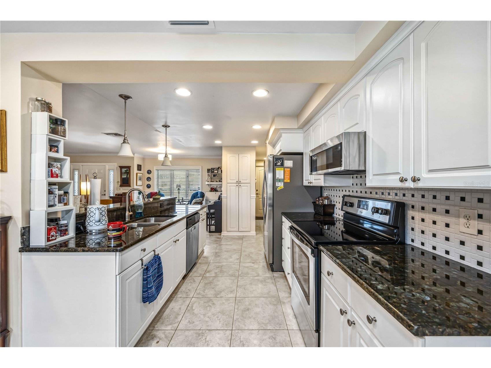 816 S Gondola Drive Venice FL 34293 A4692367 image3