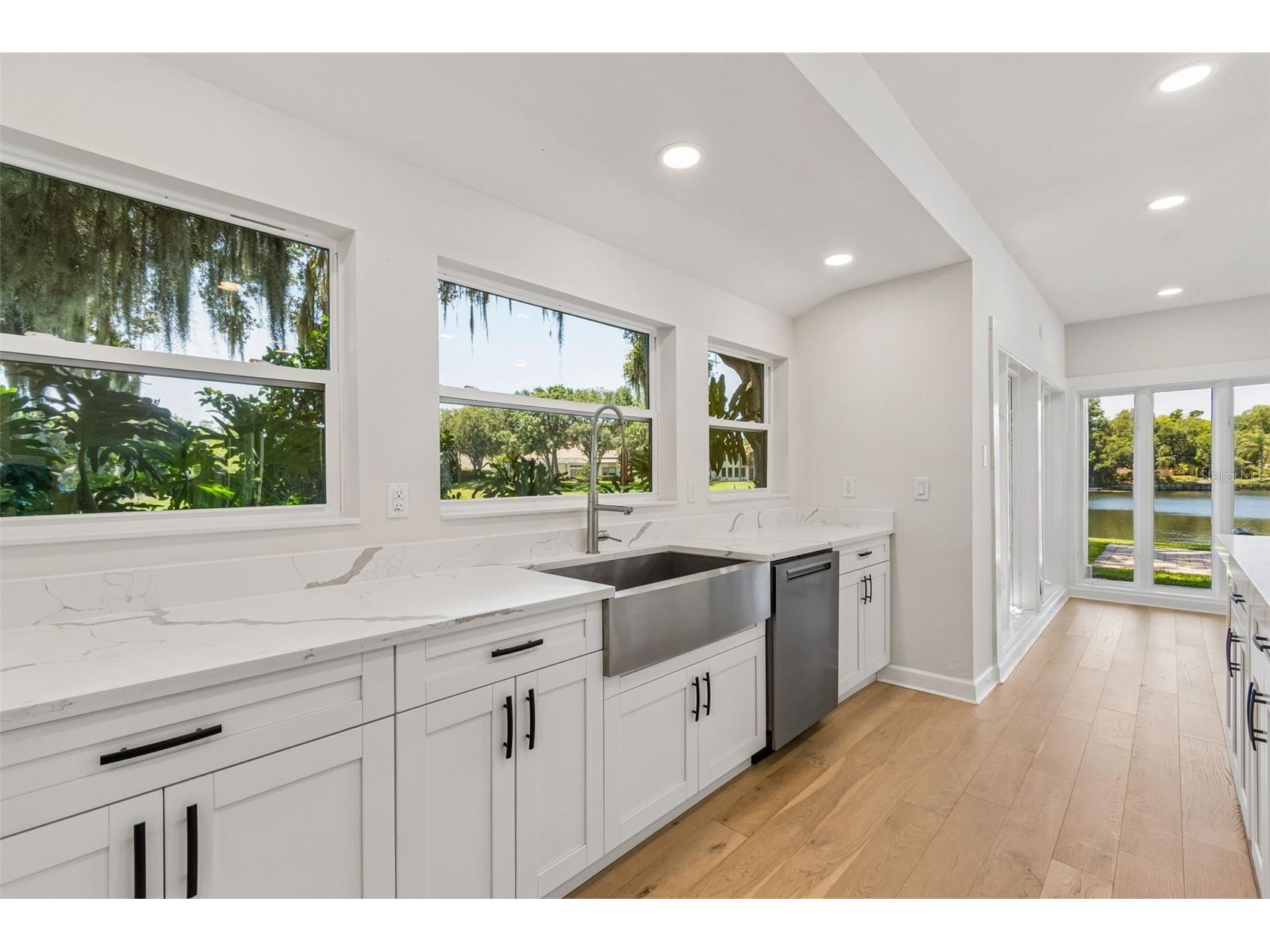 816 Taray De Avila Tampa FL 33613 - LAKE TARAY TB8508267 image21