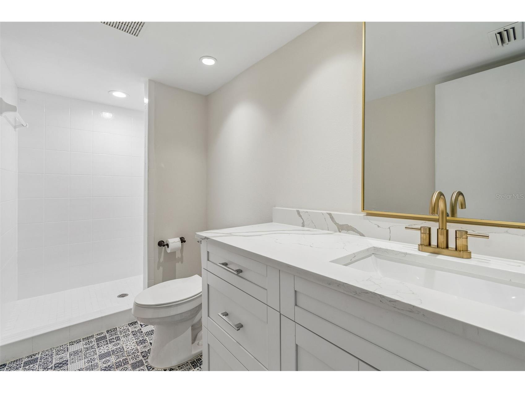 816 Taray De Avila Tampa FL 33613 - LAKE TARAY TB8508267 image26