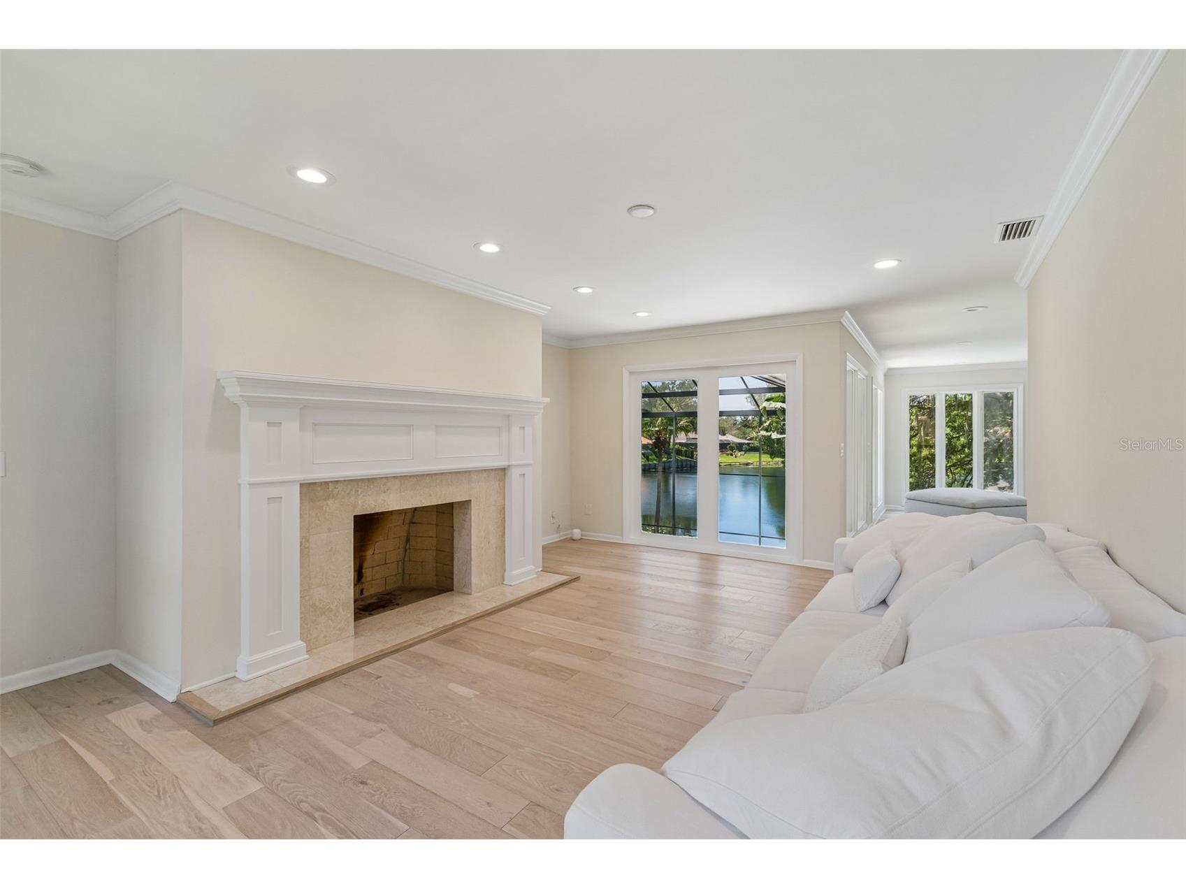 816 Taray De Avila Tampa FL 33613 - LAKE TARAY TB8508267 image27