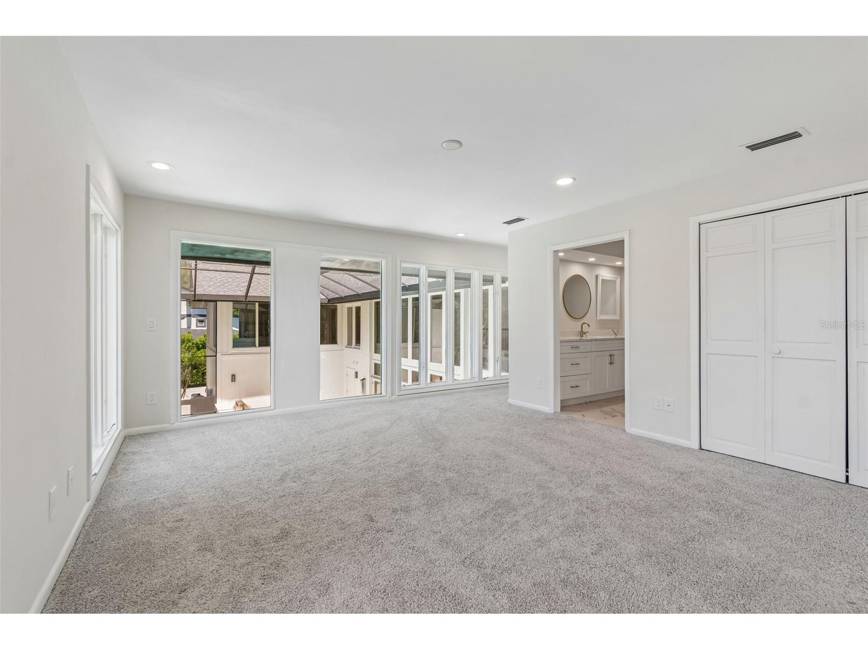 816 Taray De Avila Tampa FL 33613 - LAKE TARAY TB8508267 image39