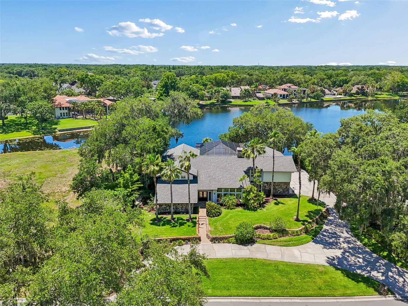 816 Taray De Avila Tampa FL 33613 - LAKE TARAY TB8508267 image60