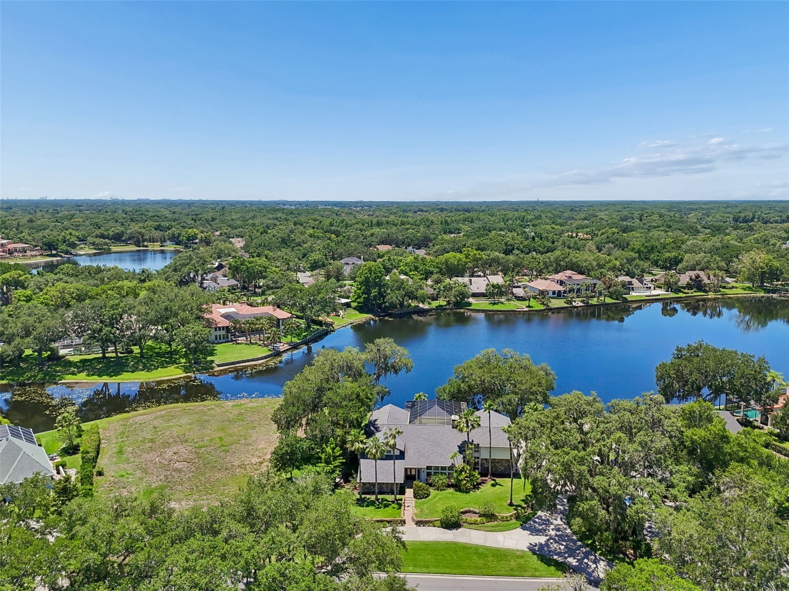 816 Taray De Avila Tampa FL 33613 - LAKE TARAY TB8508267 image61
