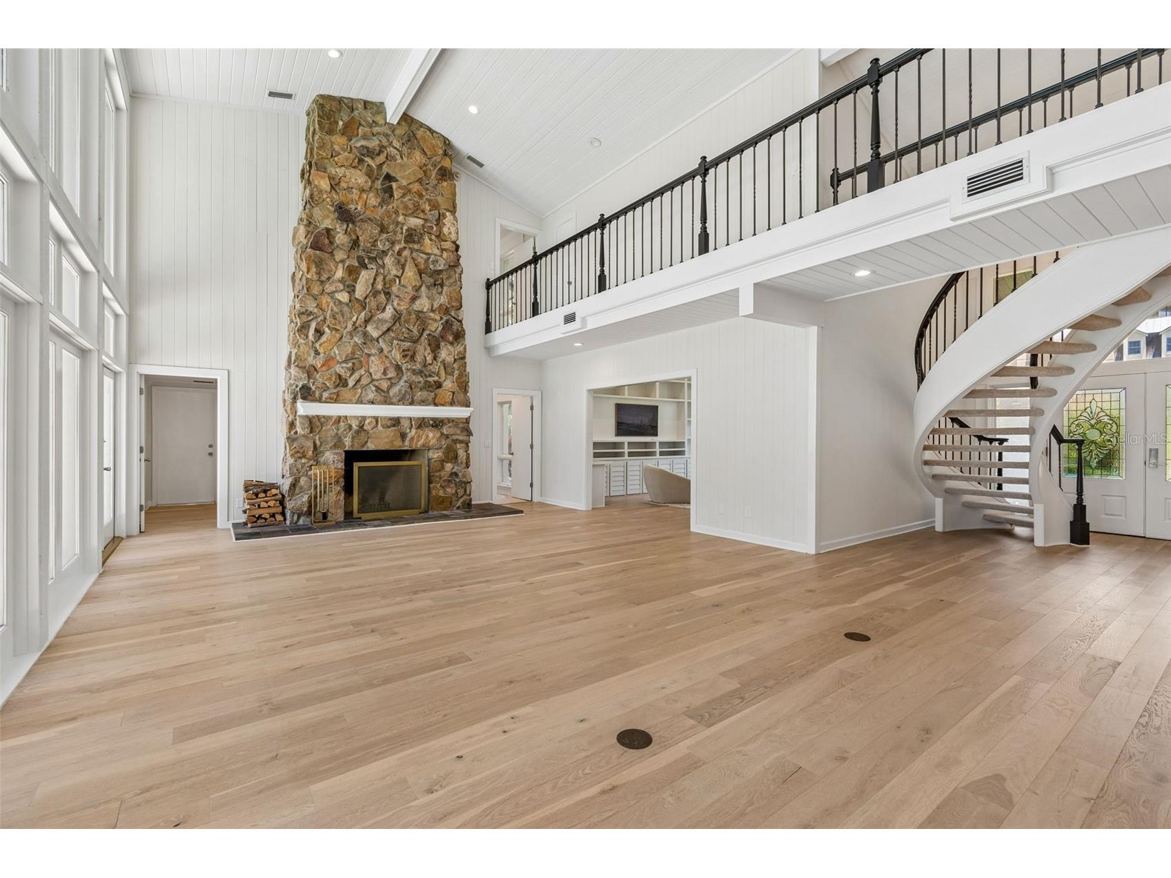 816 Taray De Avila Tampa FL 33613 - LAKE TARAY TB8508267 image7