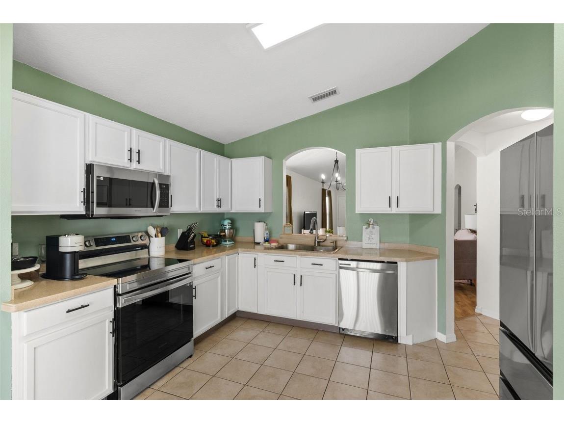 8160 S Canterbury Lake Boulevard Tampa FL 33619 L4956287 image14