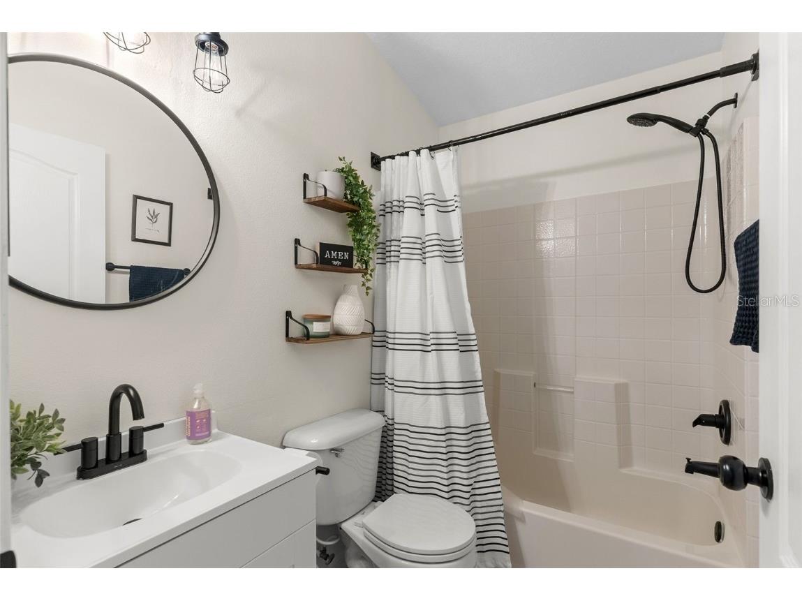 8160 S Canterbury Lake Boulevard Tampa FL 33619 L4956287 image27