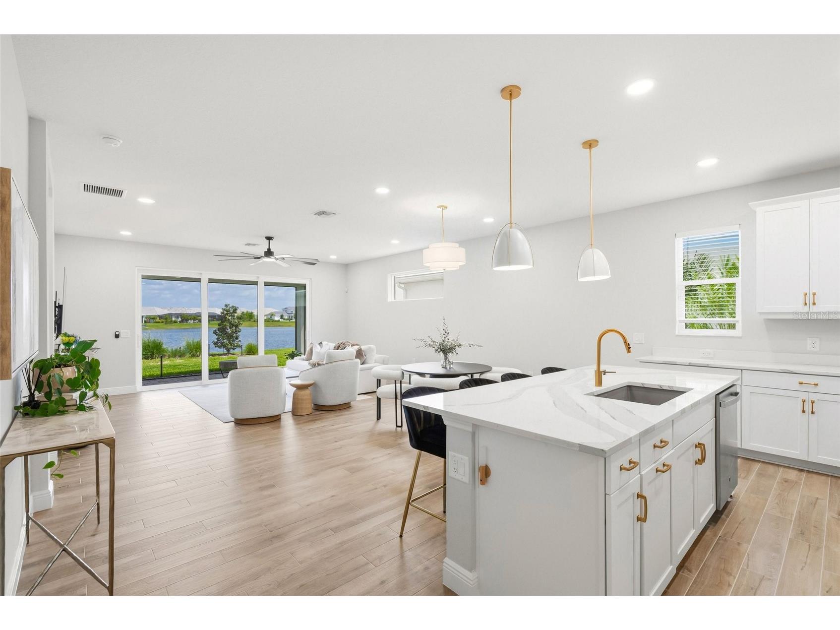 8160 Sternway Road Sarasota FL 34240 A4690080 image11