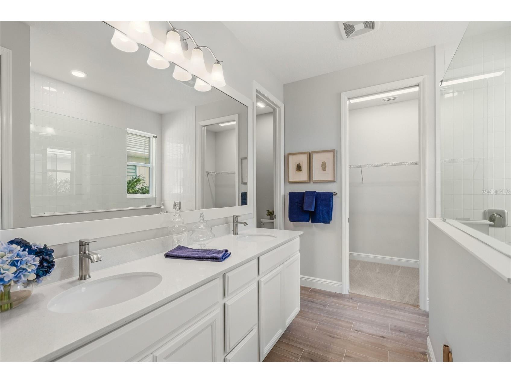 8160 Sternway Road Sarasota FL 34240 A4690080 image27