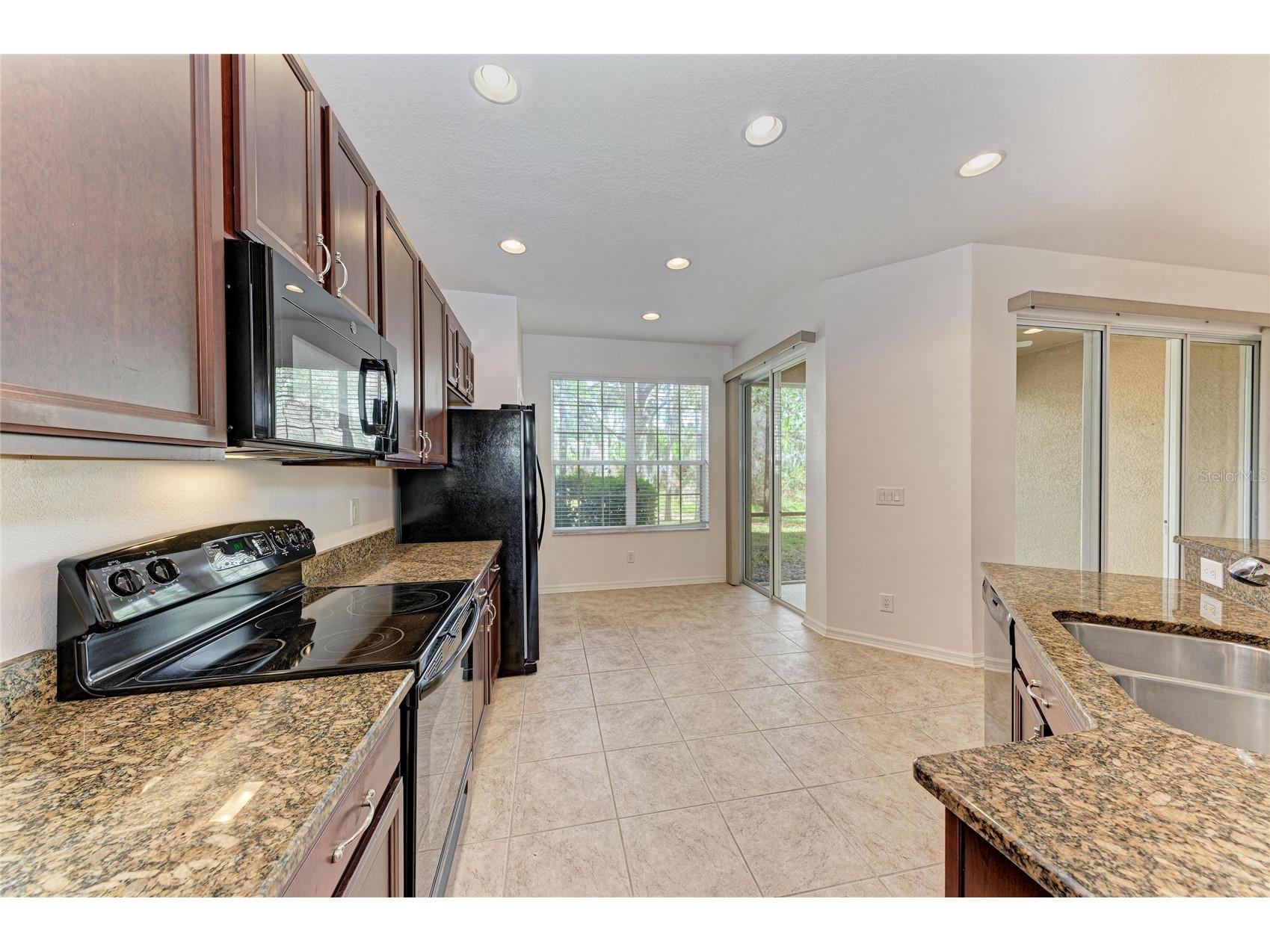 8160 Villa Grande Ct Sarasota FL 34243 A4685128 image12
