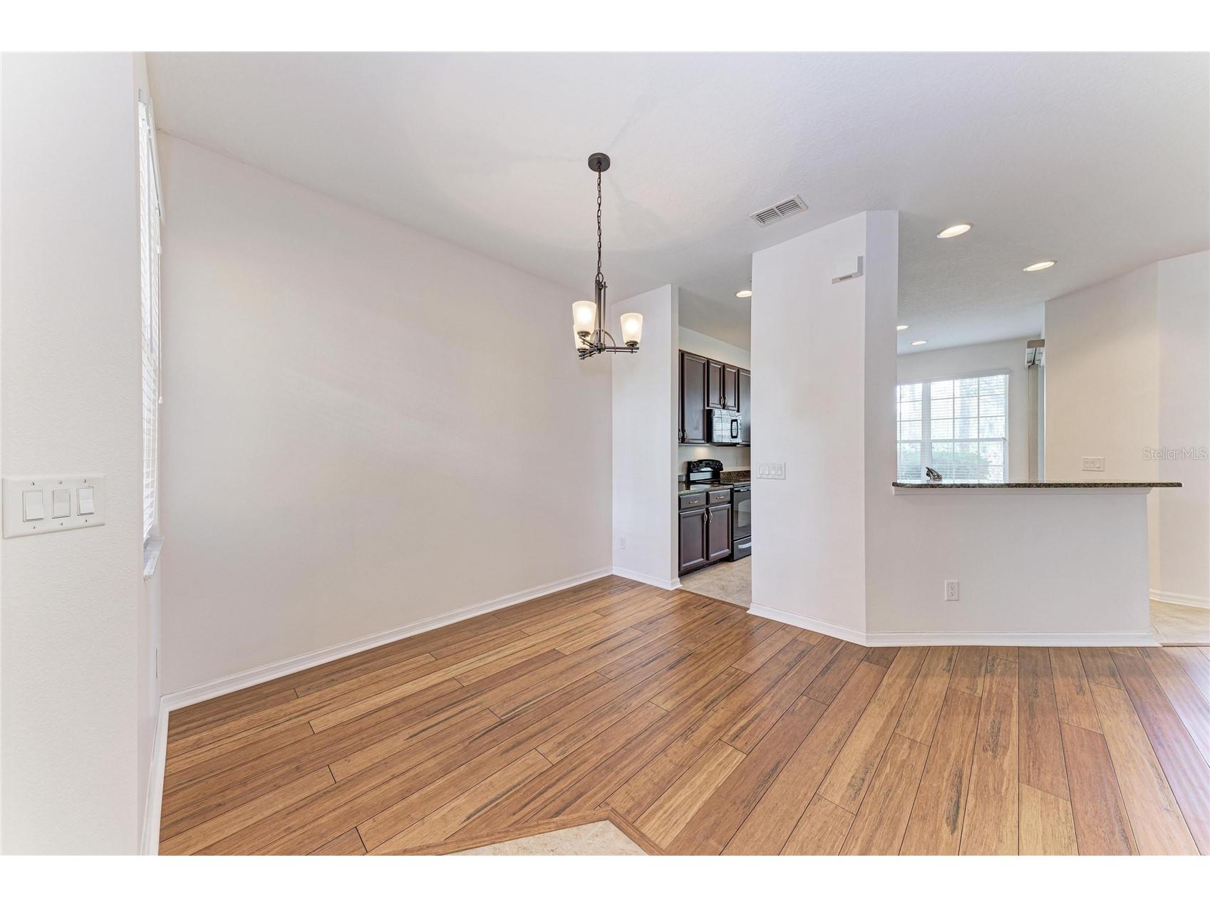 8160 Villa Grande Ct Sarasota FL 34243 A4685128 image14