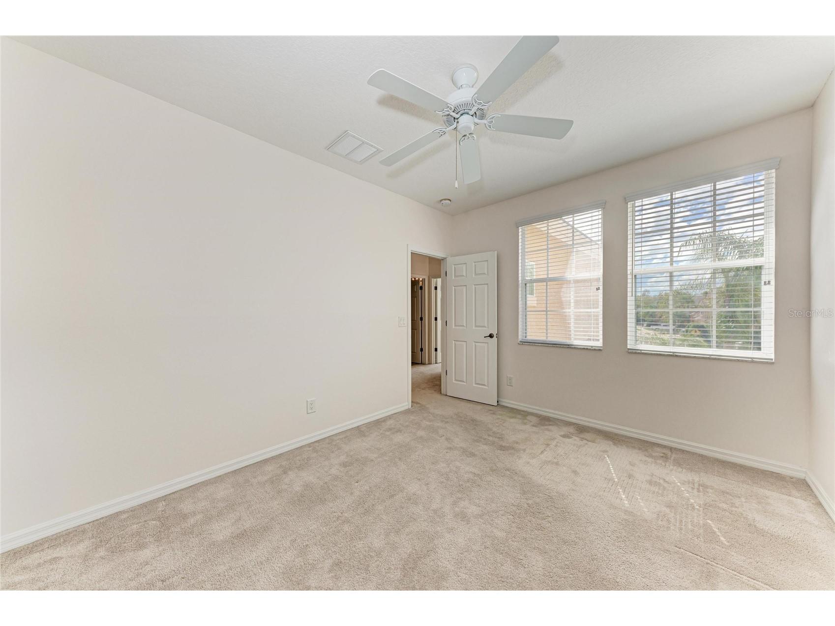 8160 Villa Grande Ct Sarasota FL 34243 A4685128 image32