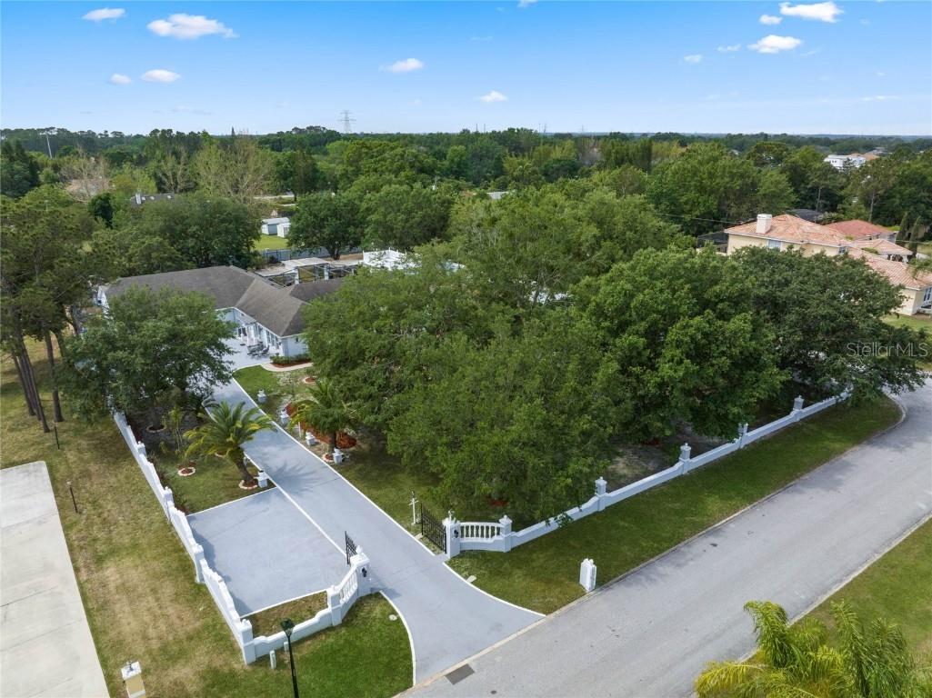 8162 Oak Park Road Orlando FL 32819 O6365197 image1