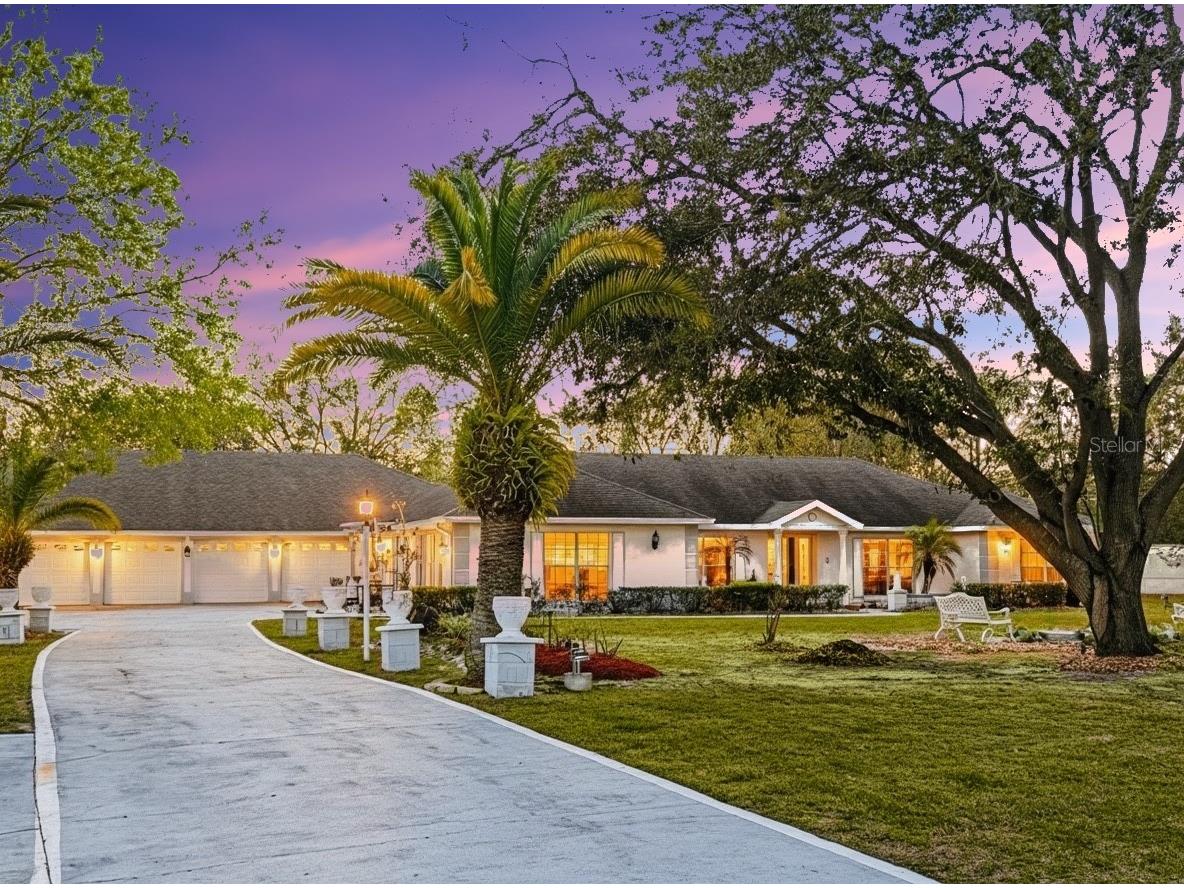 8162 Oak Park Road Orlando FL 32819 O6377684 image1