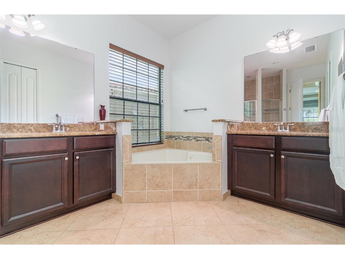 8162 Prestbury Drive Orlando FL 32832 O6318086 image14