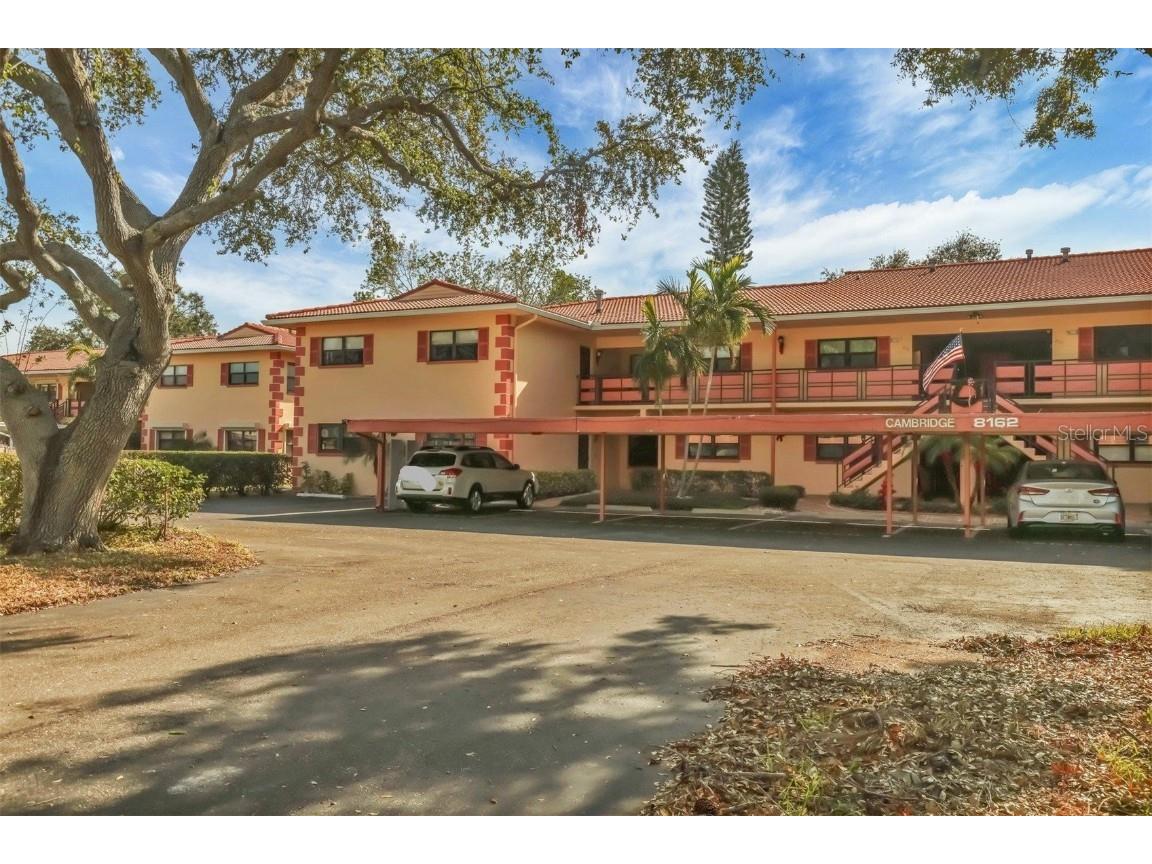 8162 Terrace Garden Drive N #101 Saint Petersburg FL 33709 A4632206 image1