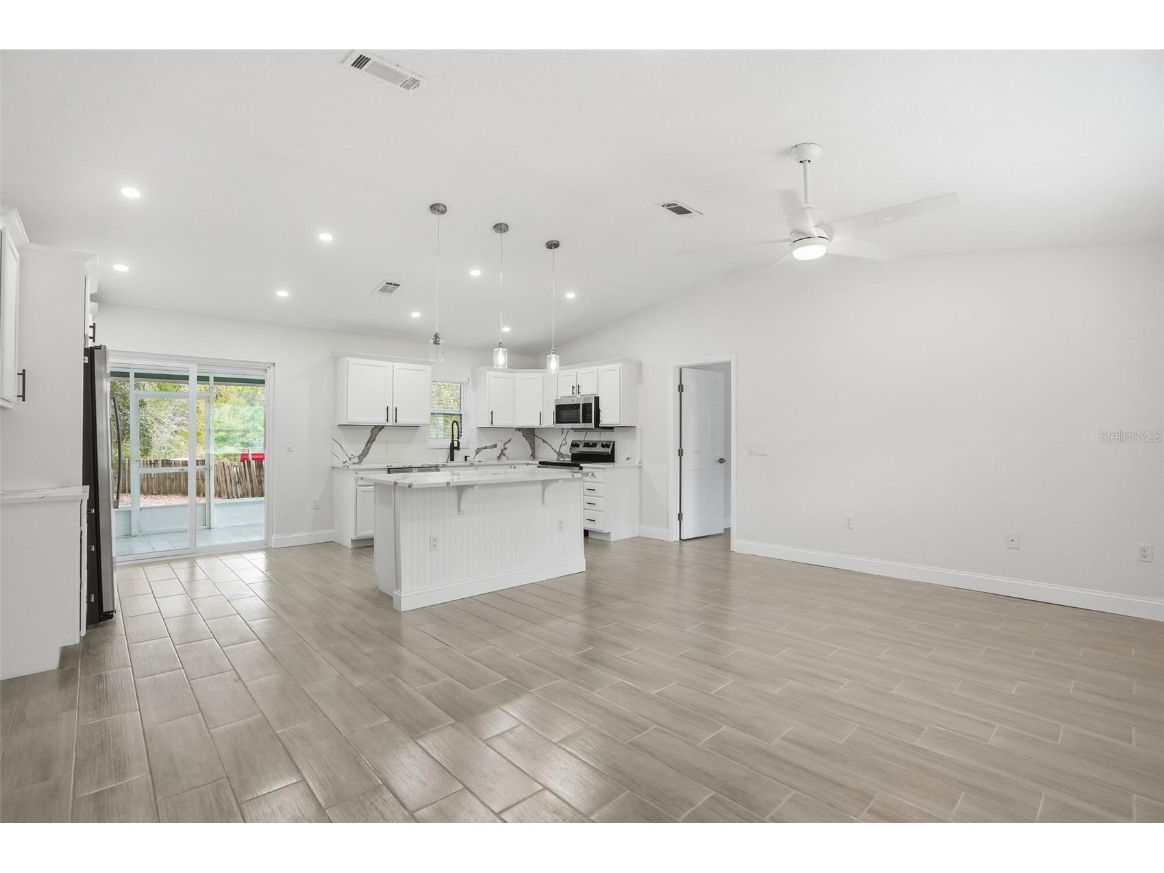 8165 Ridge Road Brooksville FL 34613 W7883213 image2