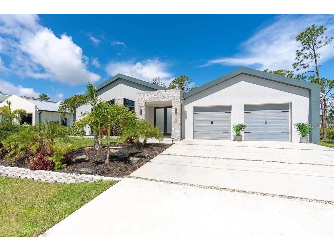 8167 Dittmar Street Port Charlotte FL 33981 C7514968 image1