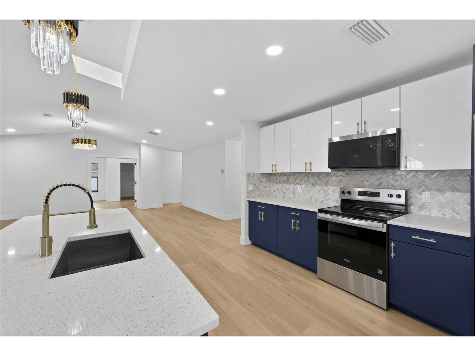 8169 Berkeley Manor Boulevard Spring Hill FL 34606 TB8494697 image18