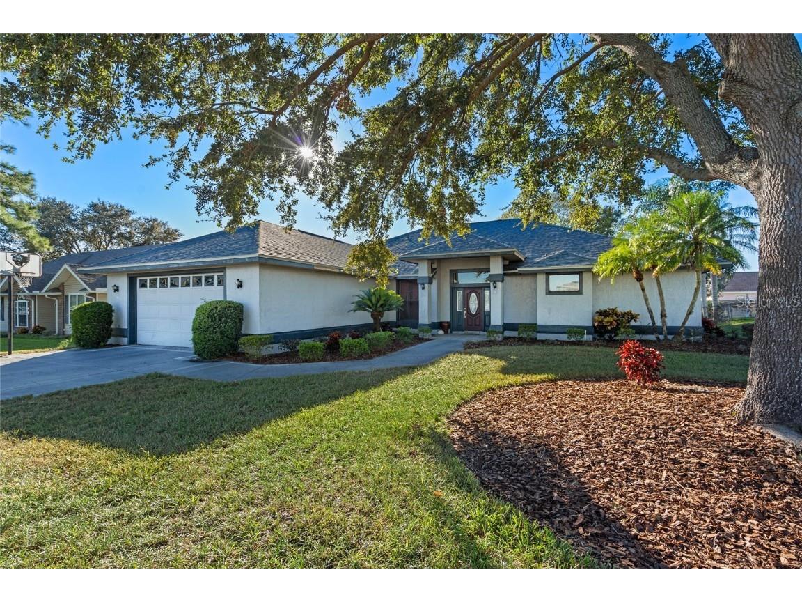 817 Carlton Court Winter Haven FL 33884 P4932913 image1