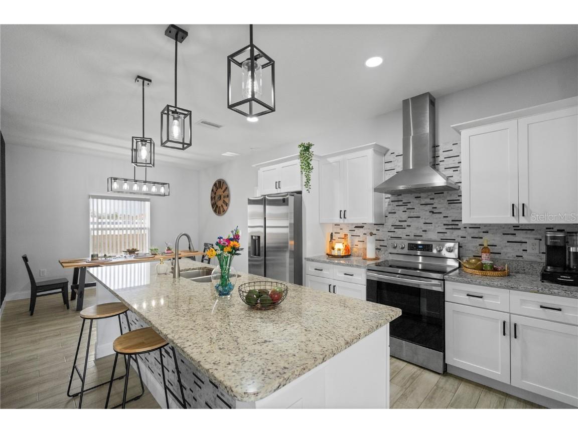 817 Desmoines Place Kissimmee FL 34759 S5135973 image11