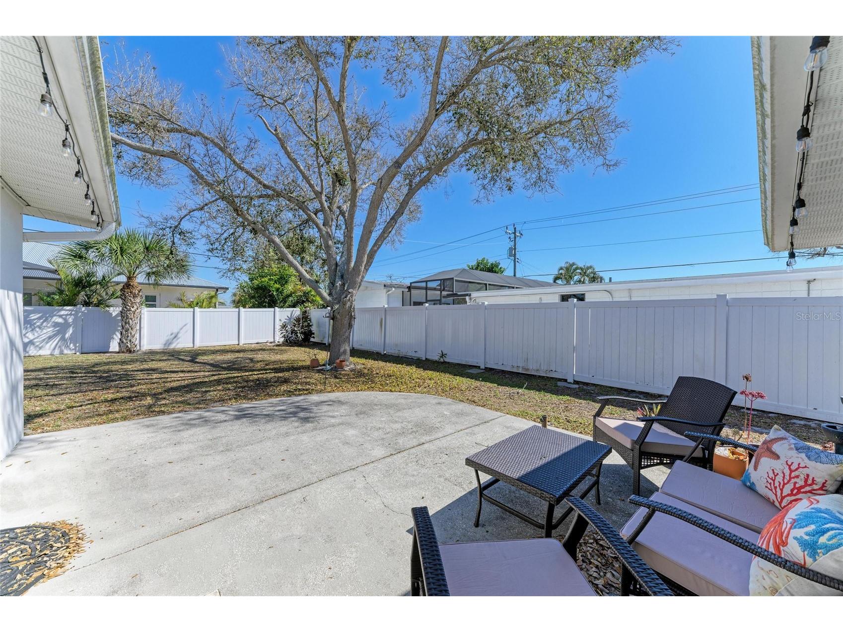 817 Harbor Drive S Venice FL 34285 A4684013 image15