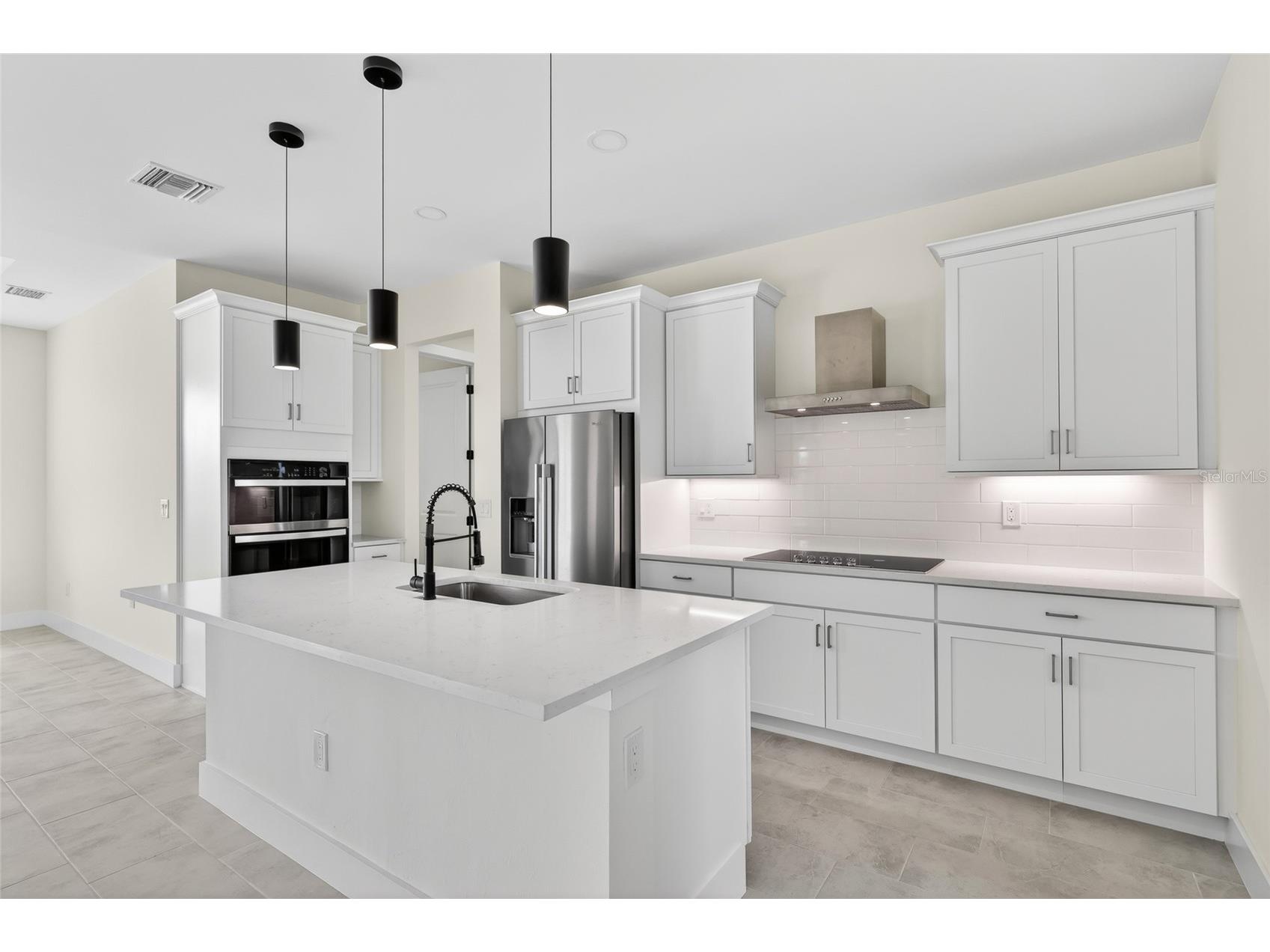 817 NW 38th Place Cape Coral FL 33993 C7526609 image11