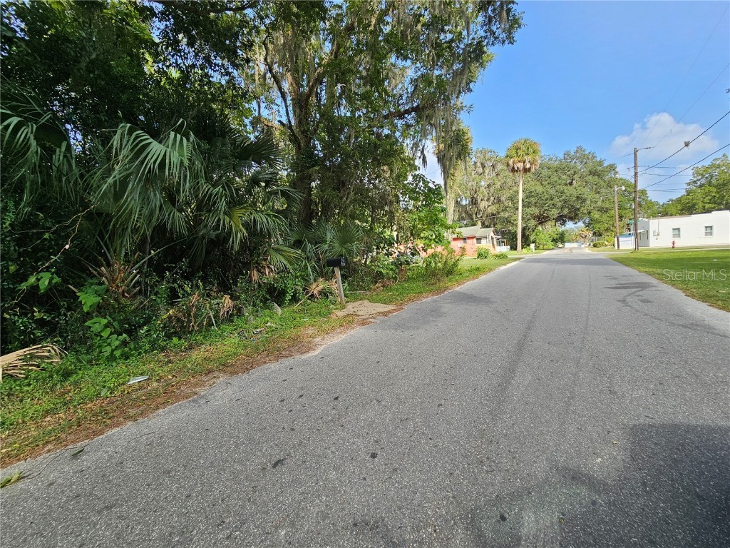 817 NW 8th Street Ocala FL 34475 OM665645 image1