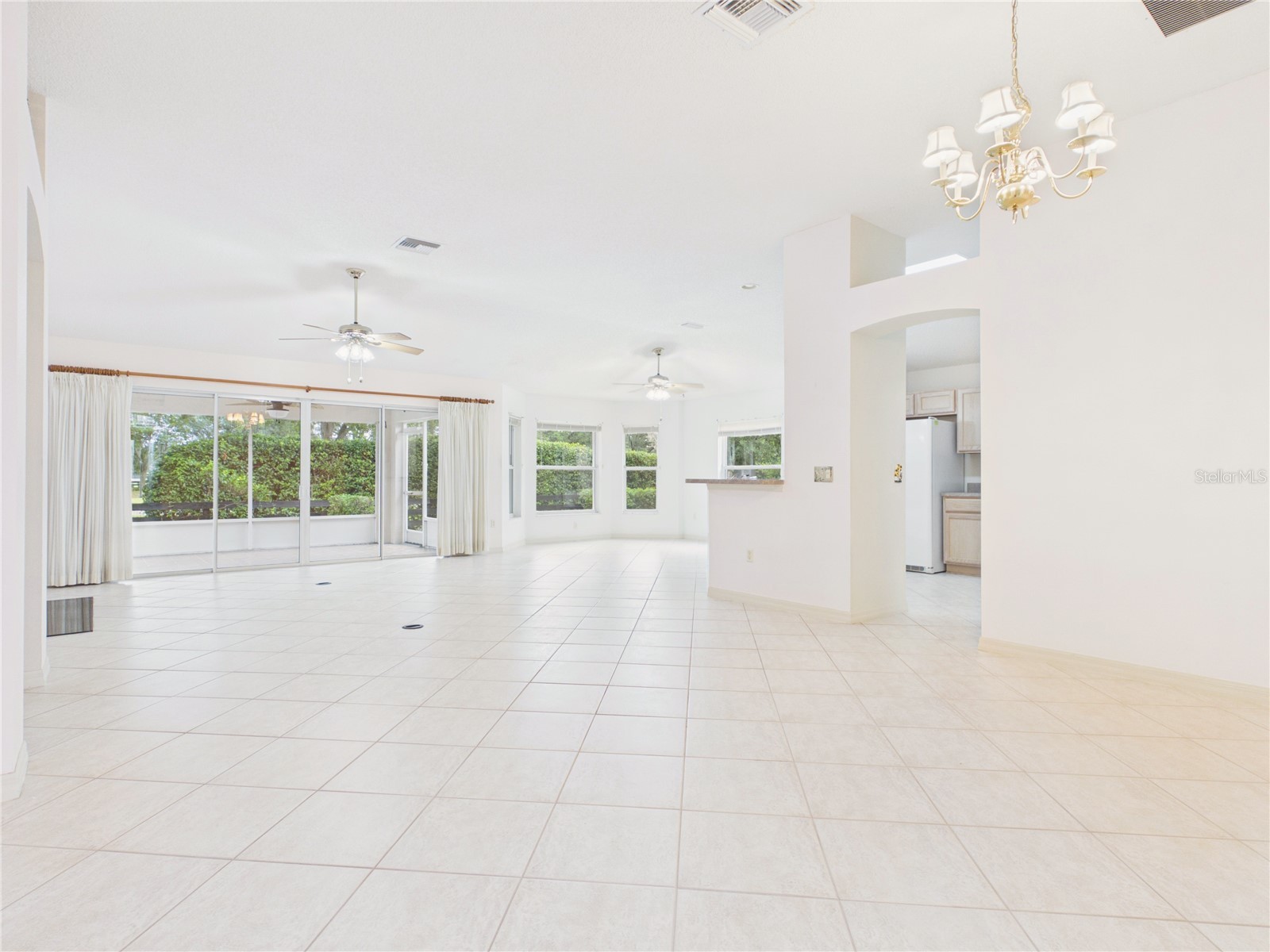 817 Oak Forest Drive The Villages FL 32162 G5104846 image5